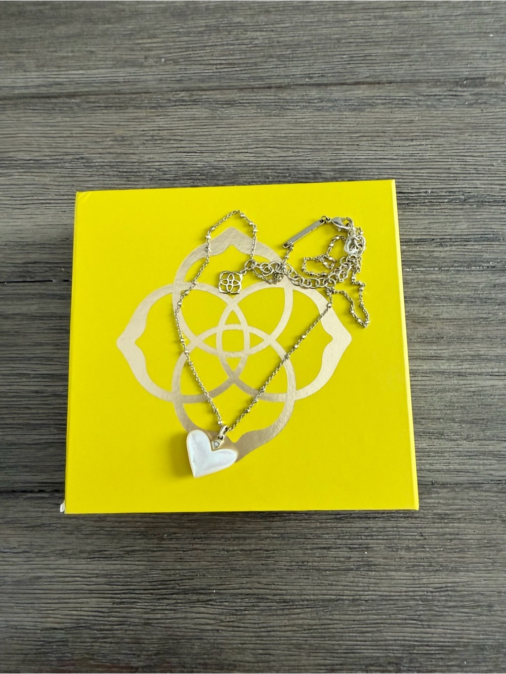 Kendra Scott Silver Chain Necklace with White Heart Pendant